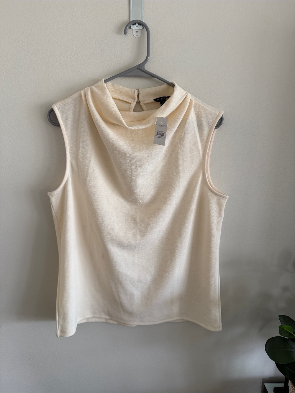 Ann Taylor Factory Ivory Cowl Neck Sleeveless Camisole